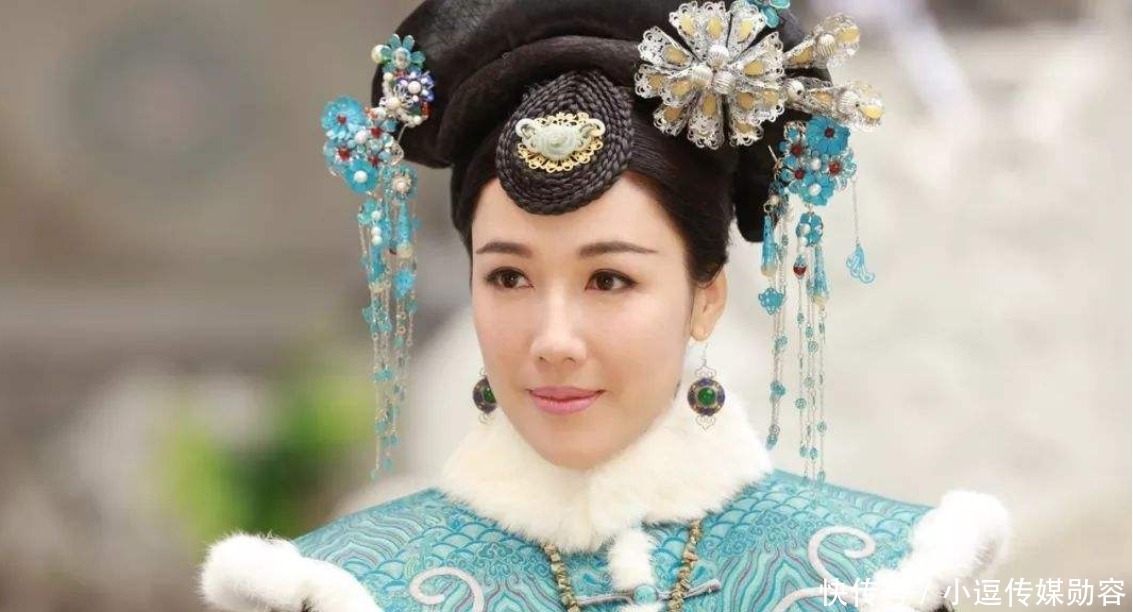 清朝|清朝女性围在脖子上的白围脖，有何用处为什么有些没有