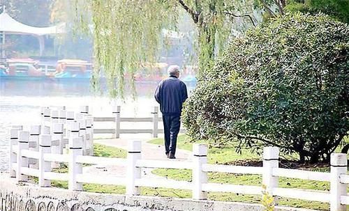 身体|女子每天走10000步,坚持15年后,身体怎样了她的经历值得学习