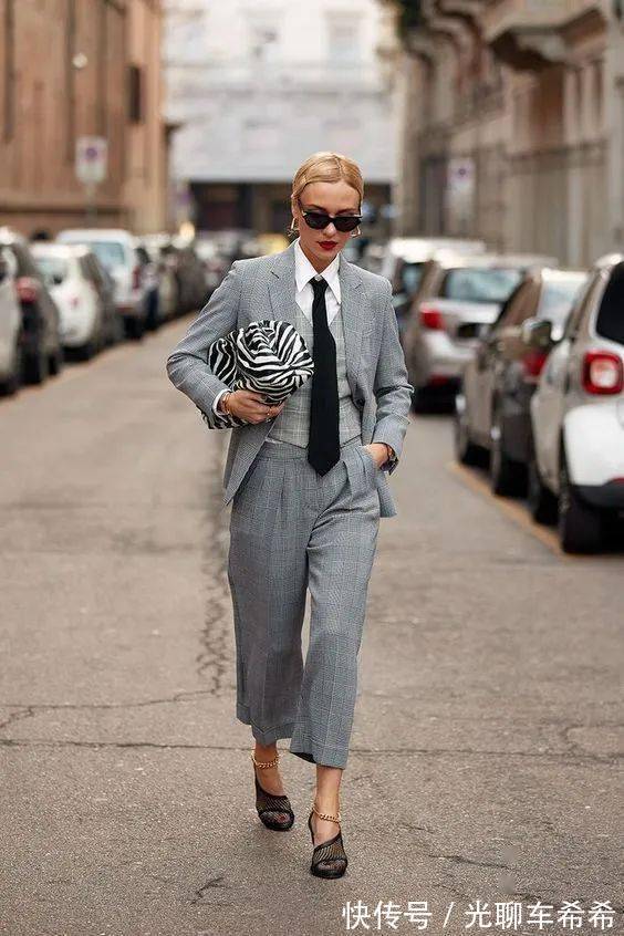 套装|一身同色,永不过时的高级感