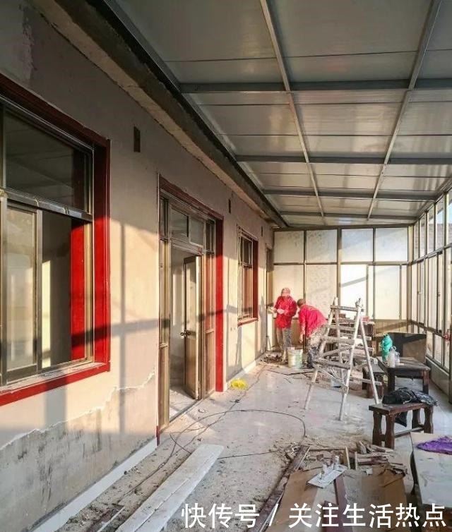 旧农舍改造成花园,一年四季花开不断,邻居看了羡慕的不得了!