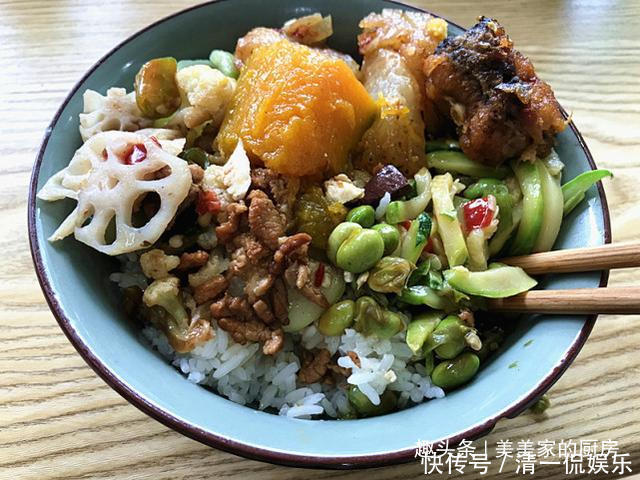 单位|第一次吃单位工作餐,27个菜,才12块钱一餐!看看都吃了啥