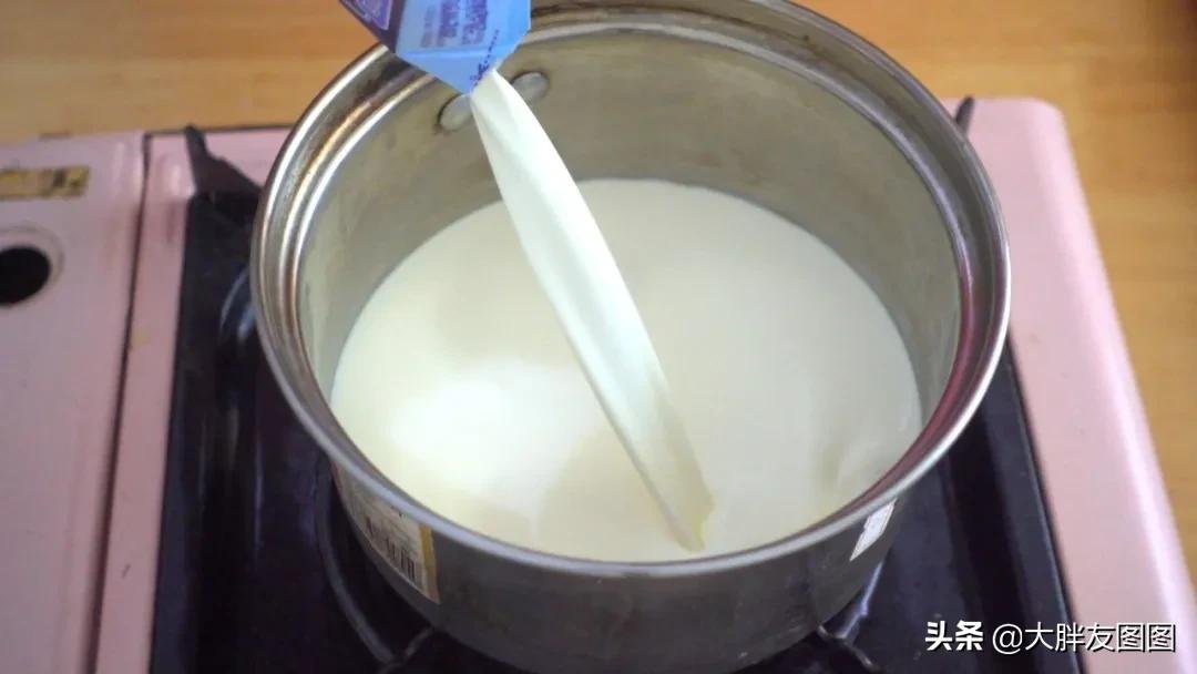 如何自制奶酪，2种材料搞定，太简单了，再也不用买