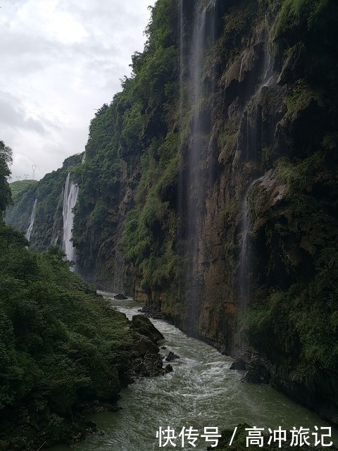 贵州在地球上有道美丽的伤疤，韩红的歌曲天亮了来源于此景区事故