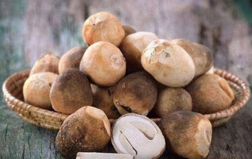 女性想要皮肤好,推荐3种食物,袪皱淡斑,补血养气