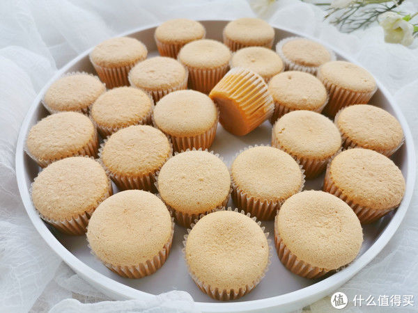 热油烫面做蛋糕，不回缩不开裂，新手最喜欢的配方，成功率高