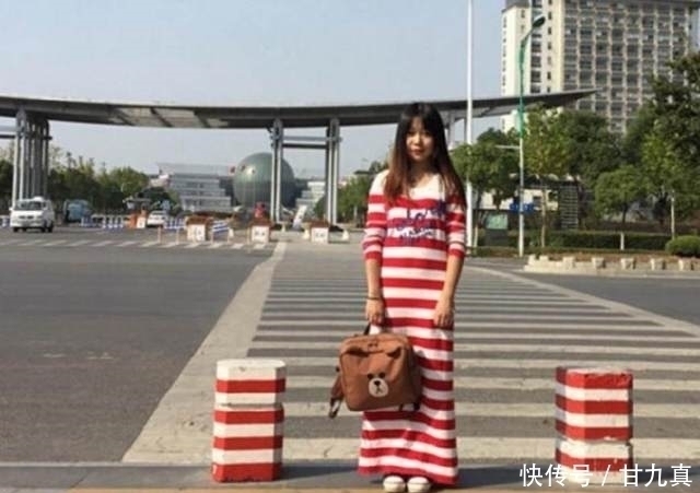 撞衫|千挑万选买了一件衣服,开开心心穿在身上,结果一出门就尴尬了!