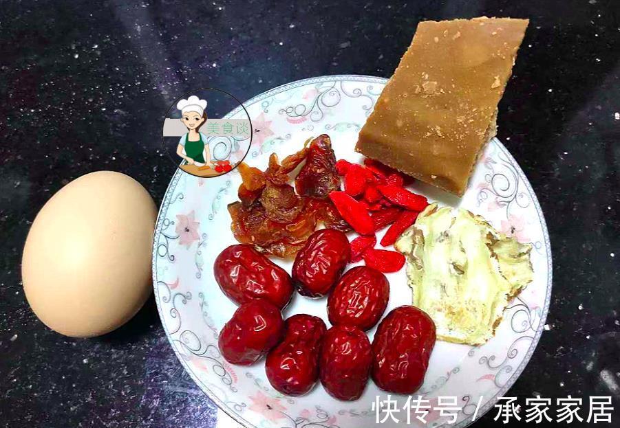 红枣|入秋后,红枣和此一起煮,女人坚持一周喝2次,驱寒暖胃气色红润