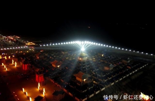 张掖甘州:千年九曲黄河灯阵亮灯 喜迎元宵佳节