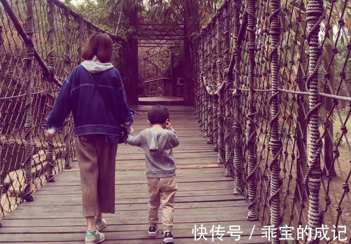 清华|“不生孩子就是自私!”清华女博士生育观被骂,这就是道德绑架了