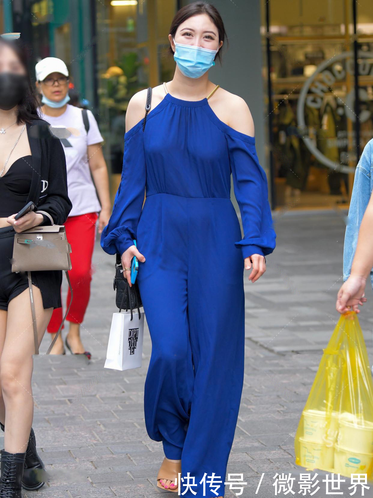 极具设计感的阔腿裤,满足了美女们对裤子出彩的要求