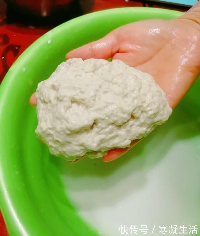 自制凉皮，筋道爽滑，健康无添加第一次制作非常成功，这里有图有详解