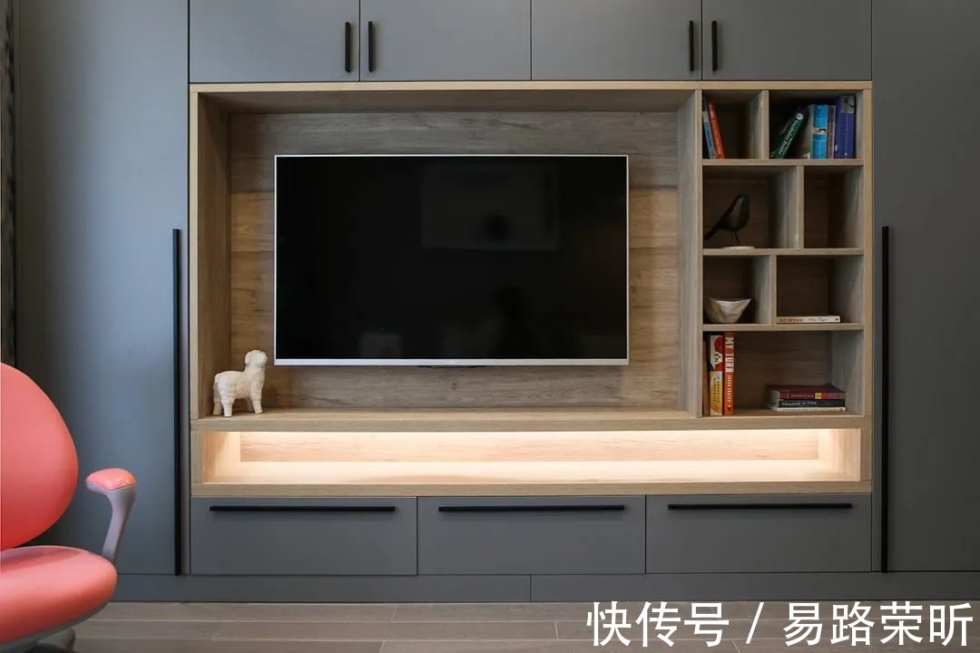 轻奢风|以高级灰为主色调,搭配格调满满的木质家具,营造简约有质感的家居氛围