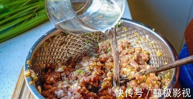 包子馅|包子馅怎么做才会有很多汤汁？