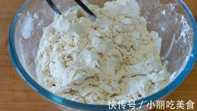 五花肉|教你做好吃的空心烧饼，无技巧无难度，夹菜夹肉都好吃，比买的香