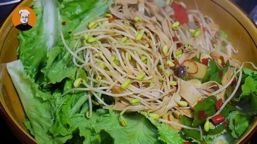 牛肉怎么腌才嫩?10年厨师经验分享,不放料酒不放盐,比豆腐嫩