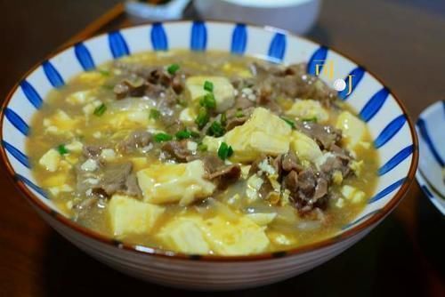 现在天气转凉,今天的晚餐,很久没吃猪肝了