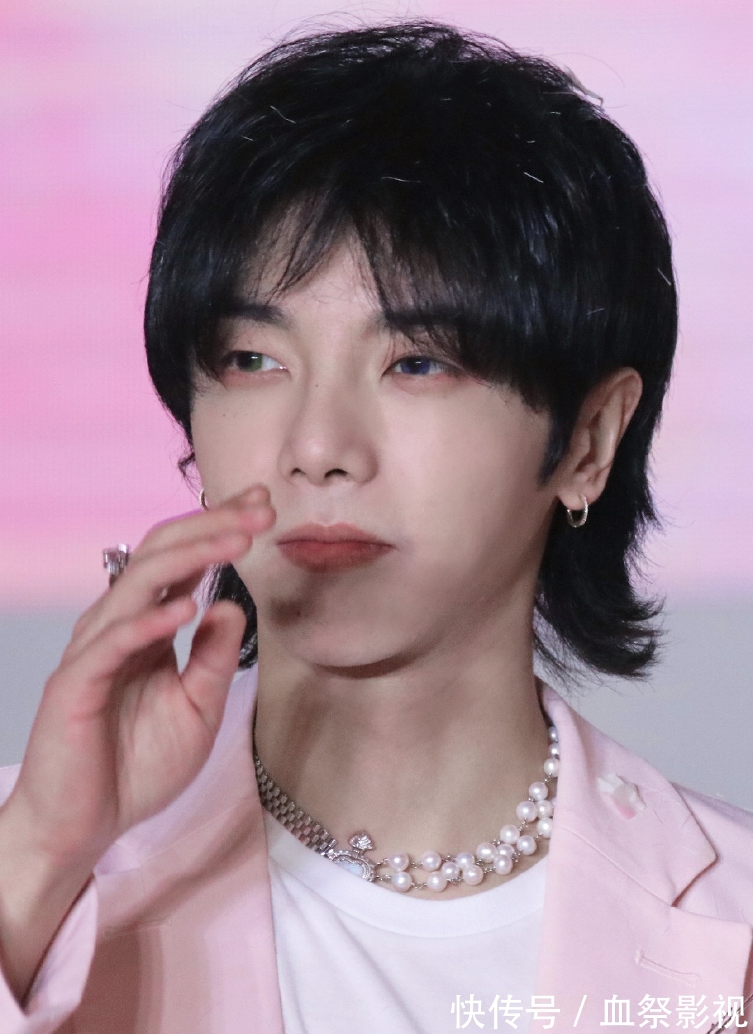 人品|细节见人品——谈谈华晨宇刻在骨子里的修养