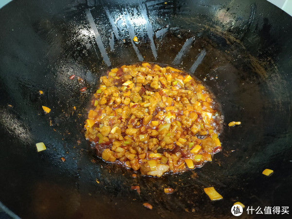 吃了30年包子,还是这馅最解馋,麻辣鲜香,做一次吃一周,省事