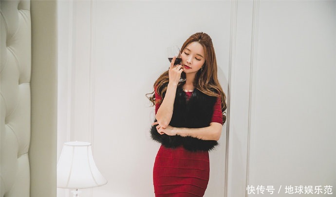 a6462|一抹红色连衣裙的金发小姐姐风情万种