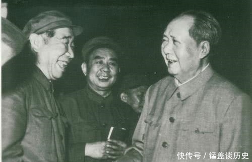 团长|此人打了胜仗,反倒从团长降为连长,10年后升任副司令,后成开国中将