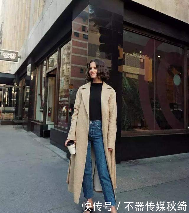 看着|咖啡色的穿搭适合冬季穿,看着深沉,但是搭配好很高级