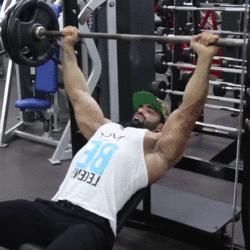 st一张裸照征服全世界这个男人的肉体简直逆天了