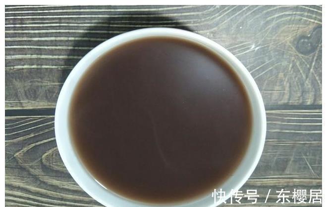 博主|这个女人从来不挨饿,每天吃到饱,却减肥40斤,网友:这方法好