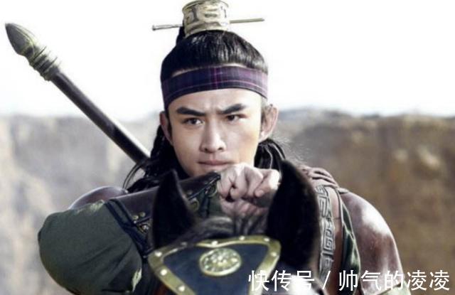 张清!梁山的8个三人组最强的不是武松鲁智深杨志,谁能击败他们