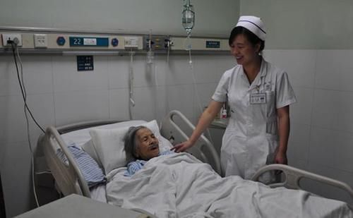 鼻咽癌|“肿瘤”癌变前征兆,身体有这3“迹象”,马上去医院还来得及!