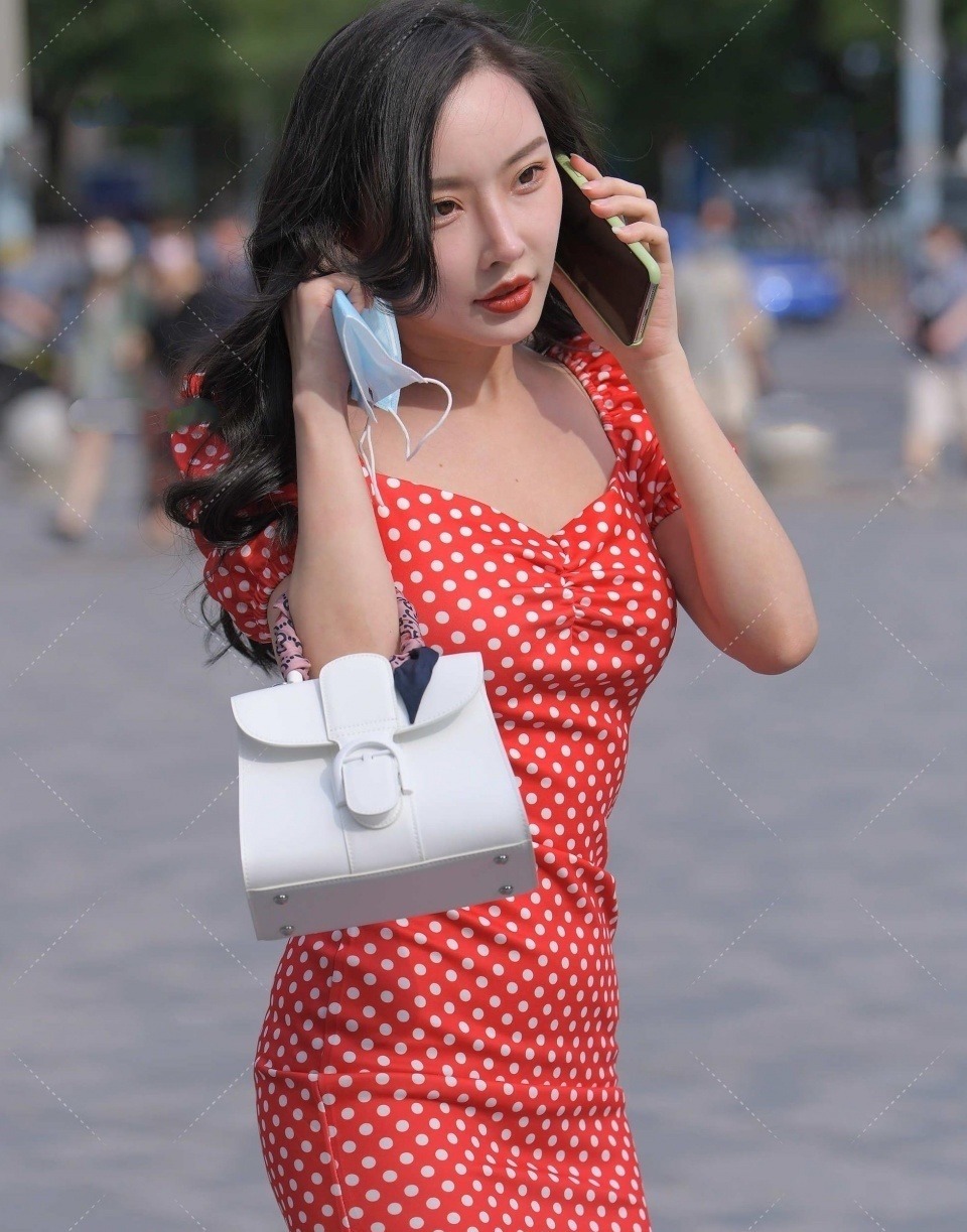 tips 为什么胖乎乎的美女如此迷人那?洒脱,高尚而精致,一起吃个饭吧