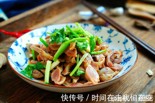 鸡胗|鸡身上“最值钱”的部位,肉贩子自己留着偷偷吃,识货的抢着买!