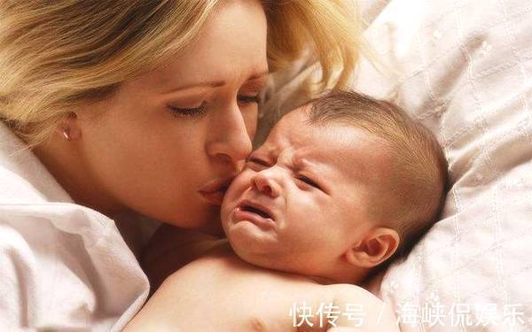 孩子|宝宝出现这些行为,都是在提醒妈妈我缺安全感了!六岁后难挽救