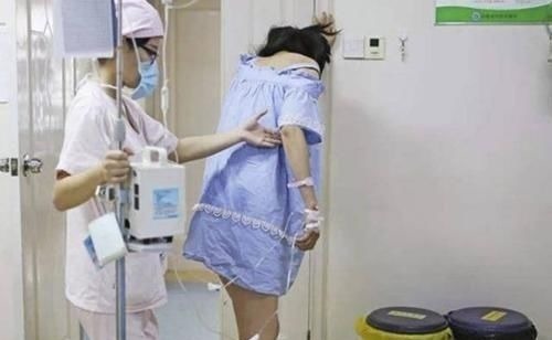 剖腹产|为什么流产手术用“全麻”,剖腹产却用“半麻”?医生说出实情
