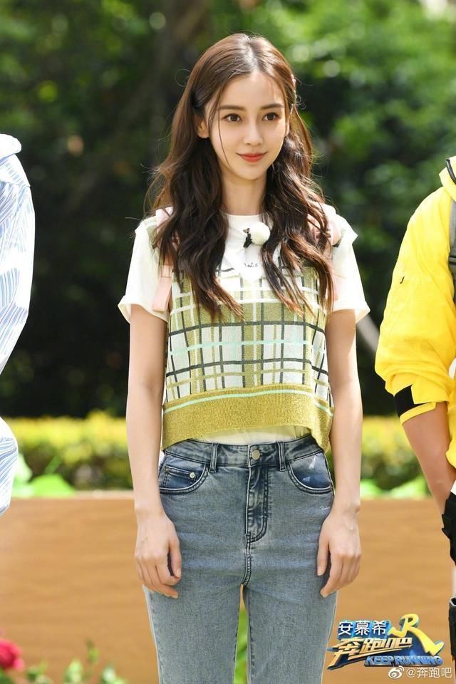 又一对非官方认证CP蔡徐坤baby同框“奔跑吧”,俊男美女超养眼