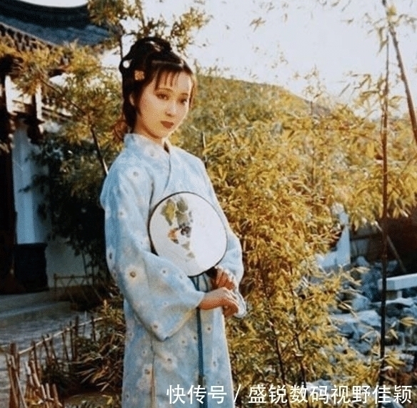 旧照@天堂有了陈晓旭,人间再无林黛玉,去世后家人才公布出的珍贵旧照