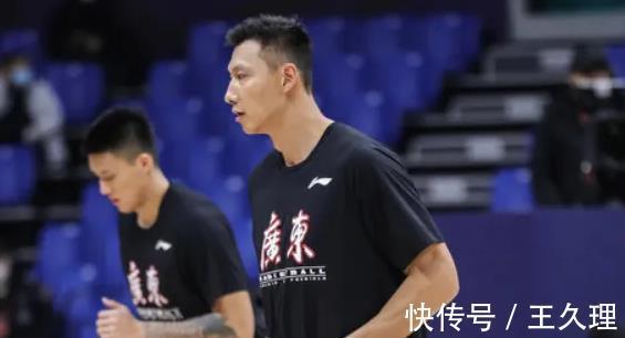 郭艾伦|全面崩盘,广东三节认输!胡明轩11中4,张镇麟半场空接杀人诛心