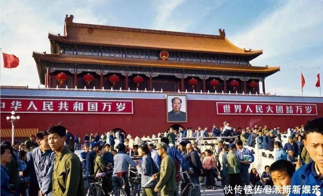 30年前的人是怎么旅游的？看完这组老照片震惊了！