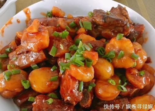 老公亲自下厨,做了一桌子“丰盛”的菜,但闺蜜却越吃越郁闷!