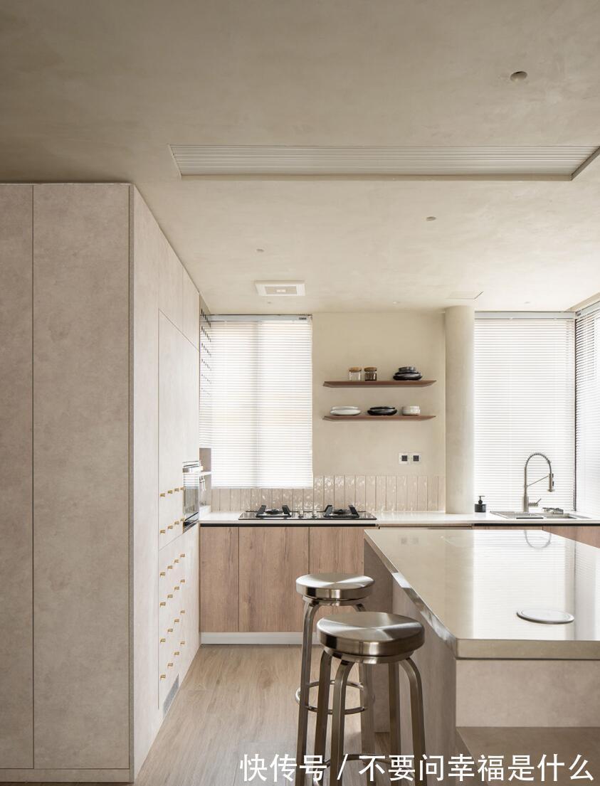 空间表现|不愧是设计师的家,全屋不用乳胶漆,布局颠覆传统,超有质感!