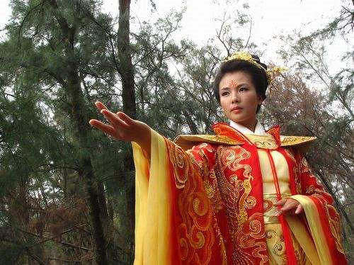 中国和平女神,2009年被联合国授予,今被45个国家供奉,名字耳熟