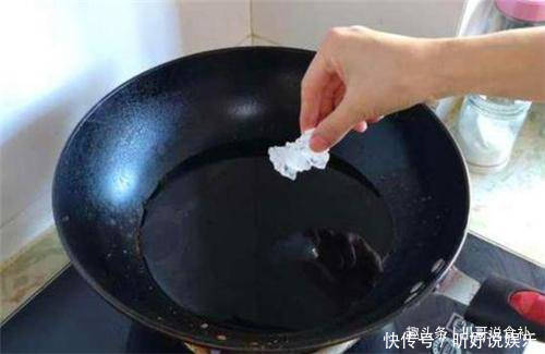 腌黄瓜,只需多加这一步,腌出的黄瓜又脆又绿,放半年也不坏