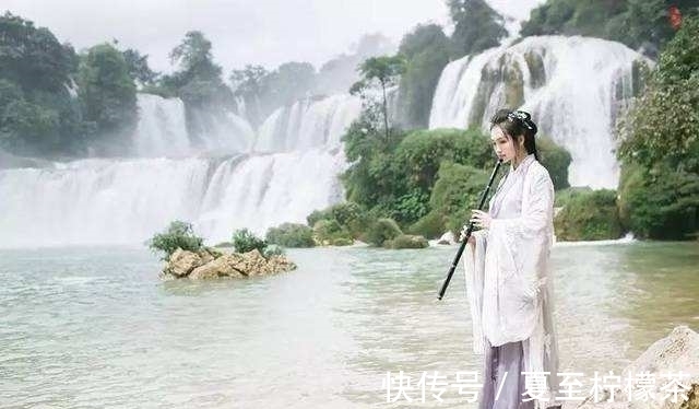 卜算子#宋朝65岁著名词人李之仪,在长江边有艳遇,写下一首经典爱情词