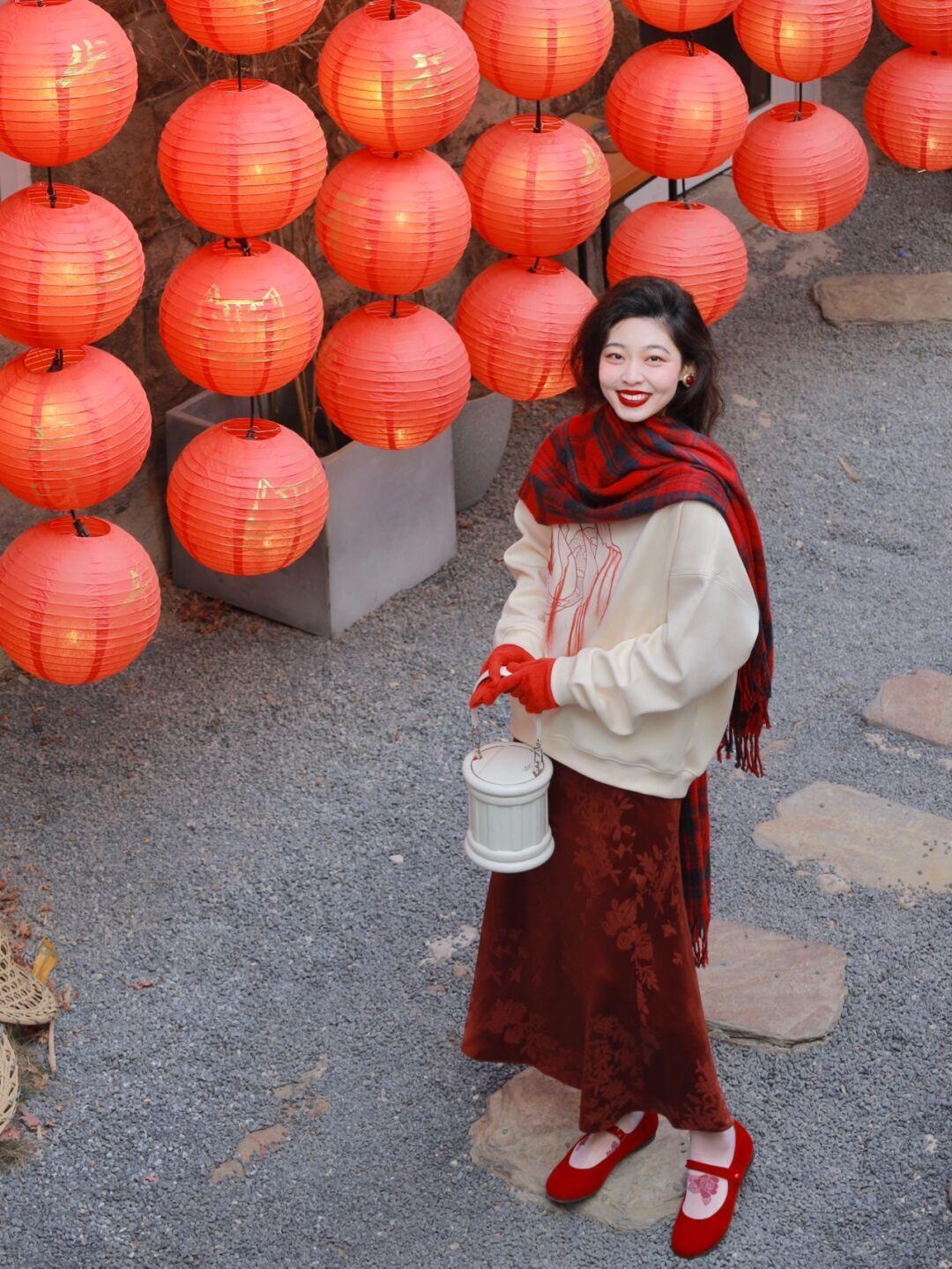 新年 这些才是“卫衣”的正确打开方式,简约宽松又有气质,时髦百搭