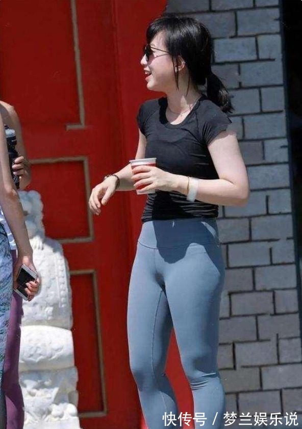 搭配|瑜伽裤可谓衣橱中的经典,穿搭组合很加分,魅力十足,气质可加