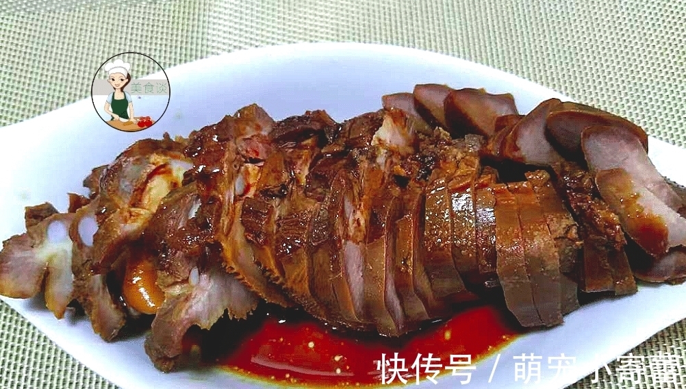 秋天吃牛羊肉不如吃它,35元一条,煮好切片淋上料汁,滋补又馋人