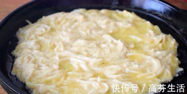 鸡蛋|土豆丝加了三个鸡蛋,但真好吃,我家一周吃六次,全家都争先恐后地吃