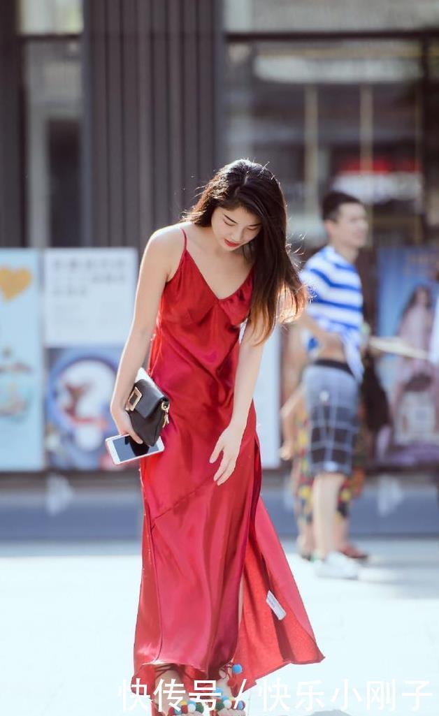 父母|白白净净的微胖女孩！父母喜欢的类型，说这样的女孩非常有旺夫相