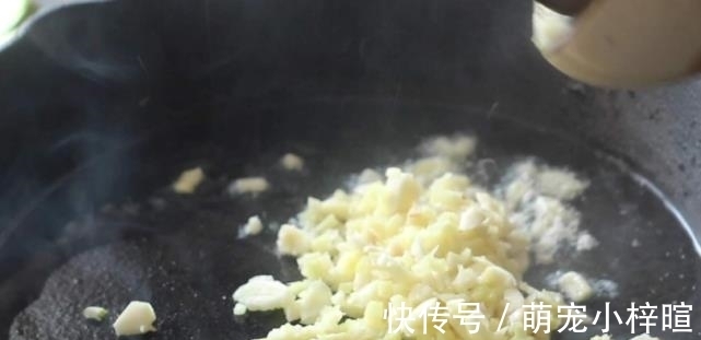 吃法|深秋多吃“碱性食材”，一周吃3次，刮油防脱发，体重悄悄2位数