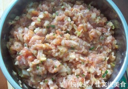 调饺子馅必放的3种调味品，少一种饺子吃着不香