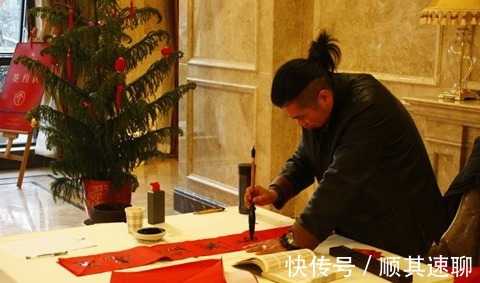 纪晓岚|上联:“何所长,何所长,有何所长当所长”!谁能对下联?